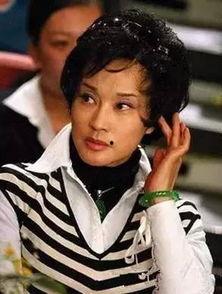 明星戴翡翠图片,探寻翡翠与明星的美丽邂逅