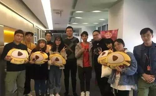 为了吃瓜跑断腿,揭秘娱乐圈幕后风云